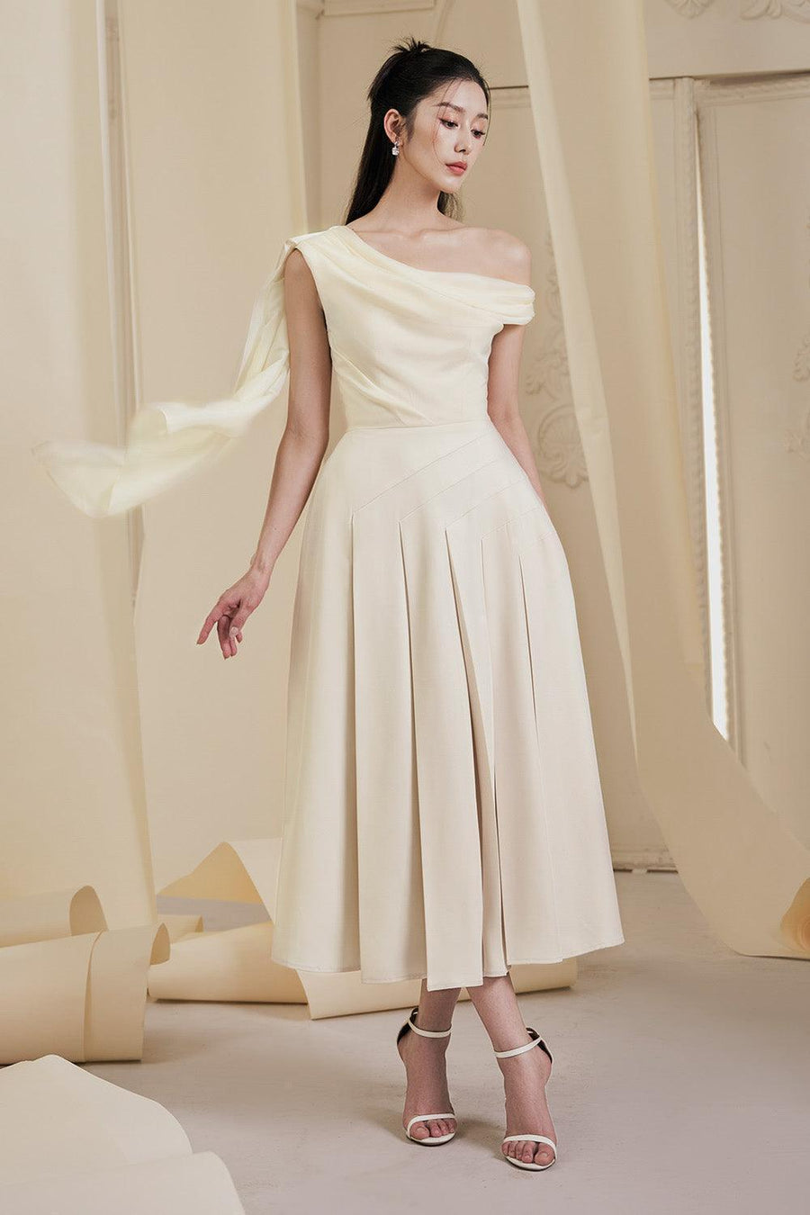 Hazel Pleated Asymmetric Sleeved Organza Voile Midi Dress Midi Dress Larmes