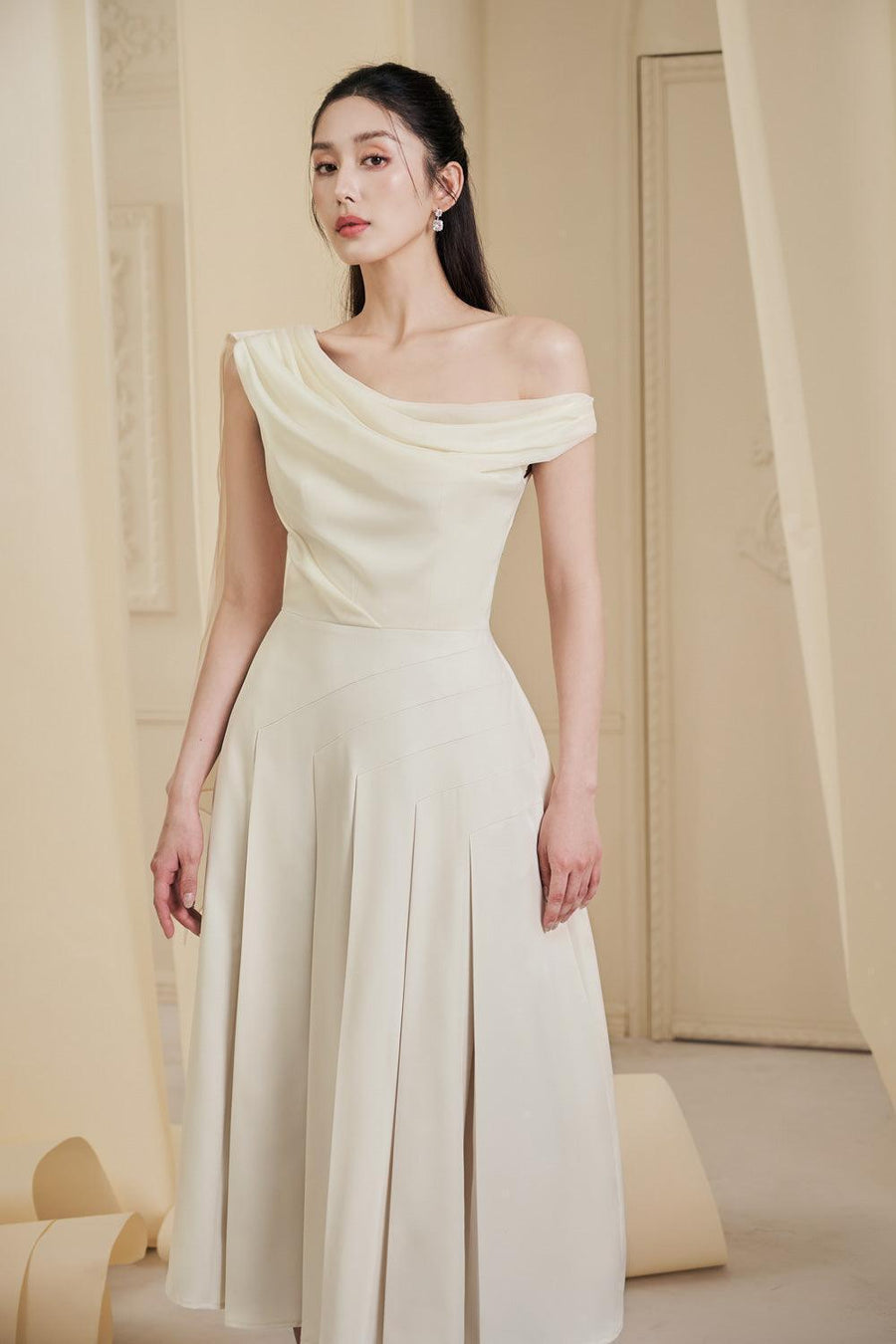 Hazel Pleated Asymmetric Sleeved Organza Voile Midi Dress Midi Dress Larmes