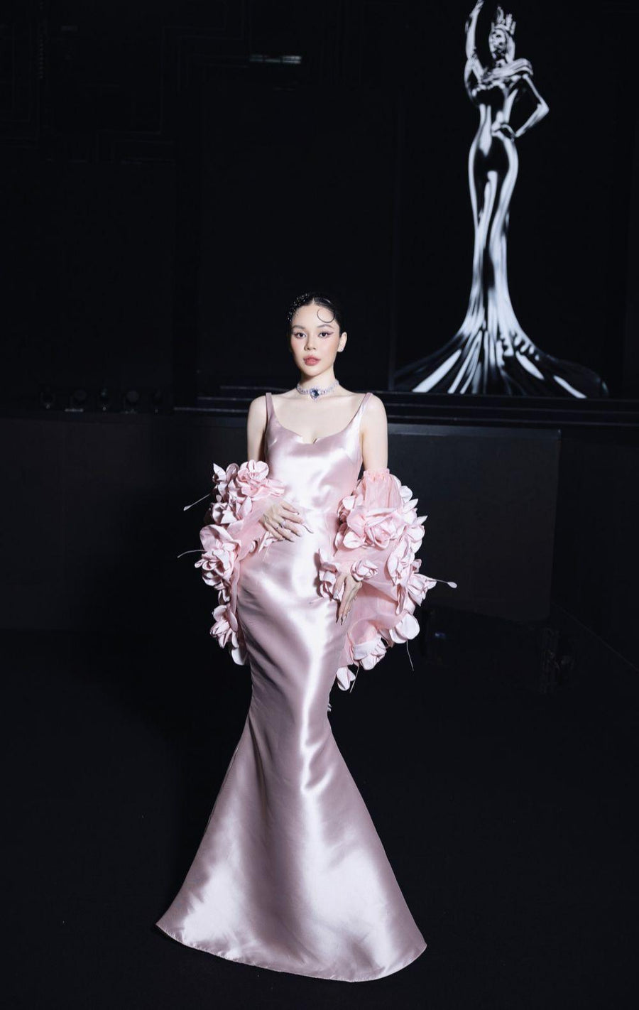 Hermeri Mermaid Flower Applique Taffeta Floor Length Set 20