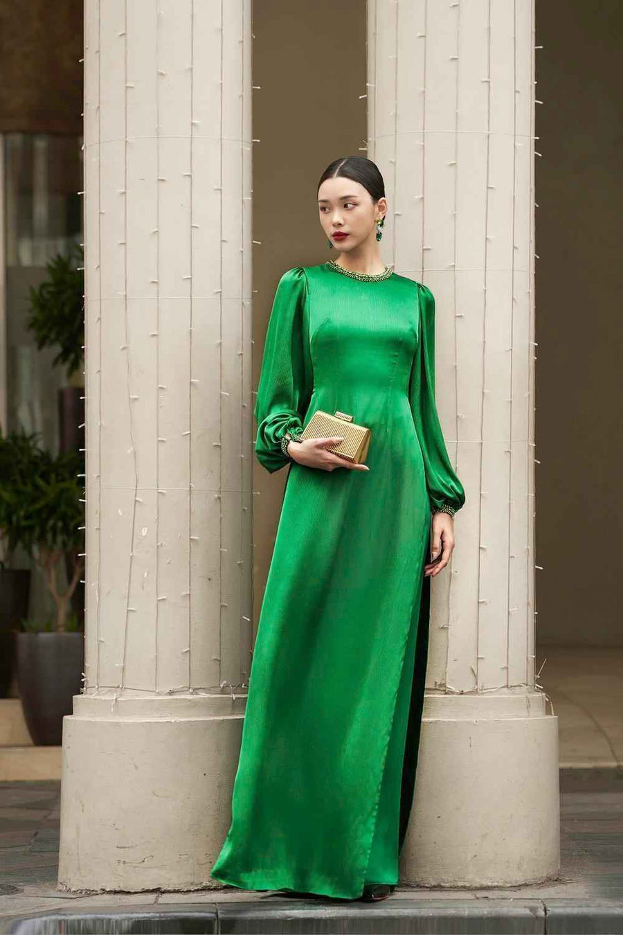Iridessa Straight Bishop Sleeved Silk Floor Length Ao Dai