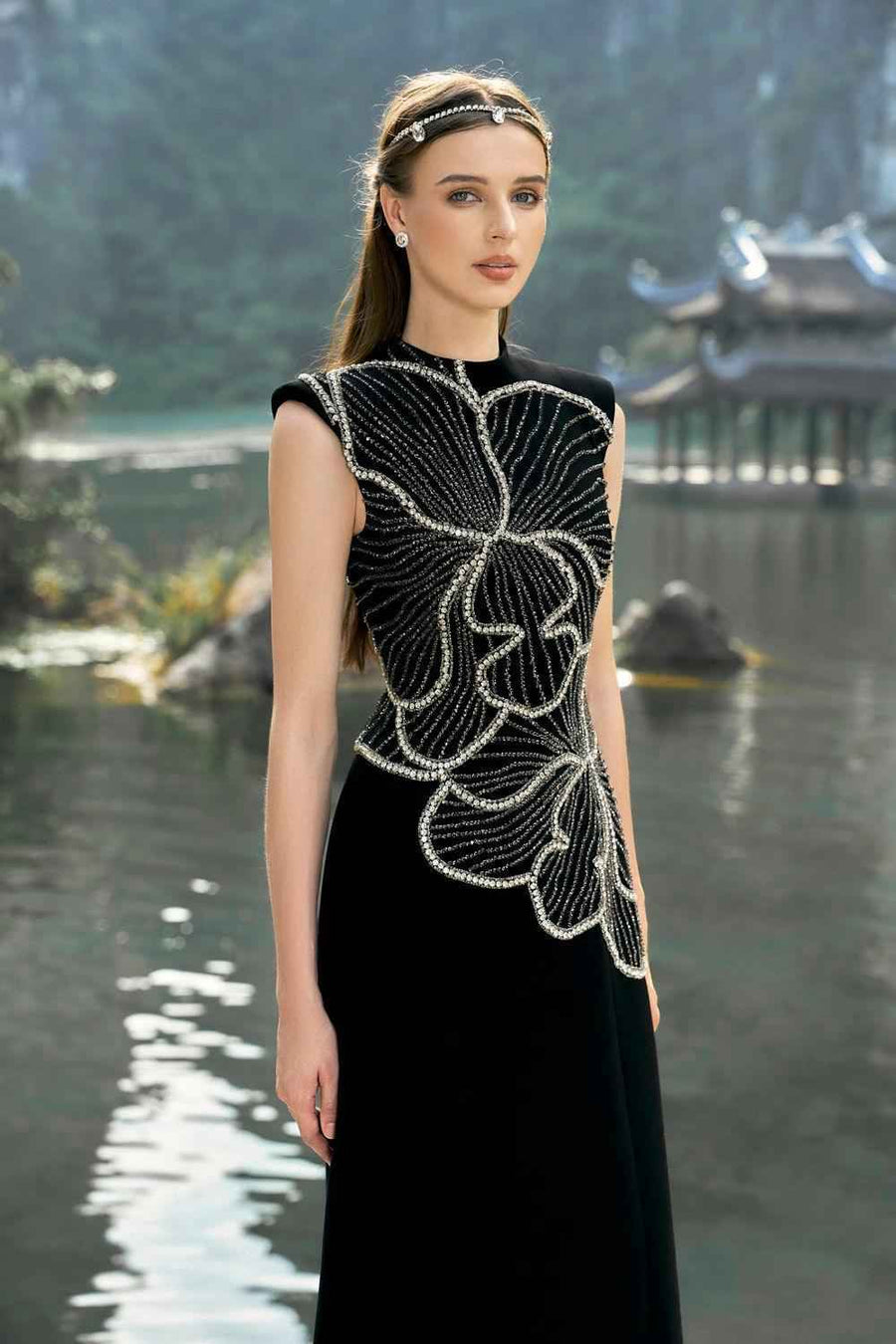 Itinerant A-line Sleeveless Velvet Floor Length Dress