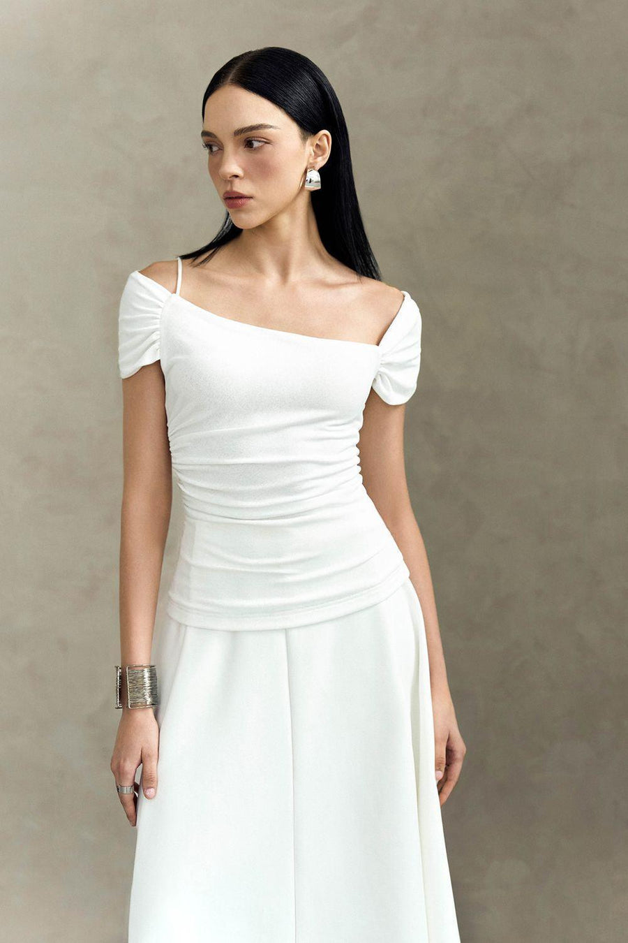 Ivory Bodycon Short Sleeved Knit Shirt Shirt Eegen Studio