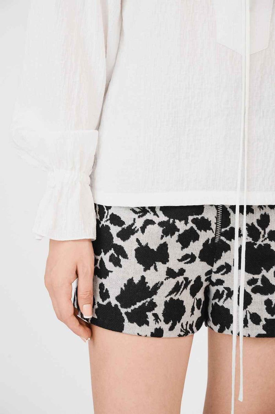 Jolene Blouson Tie String Foam Top