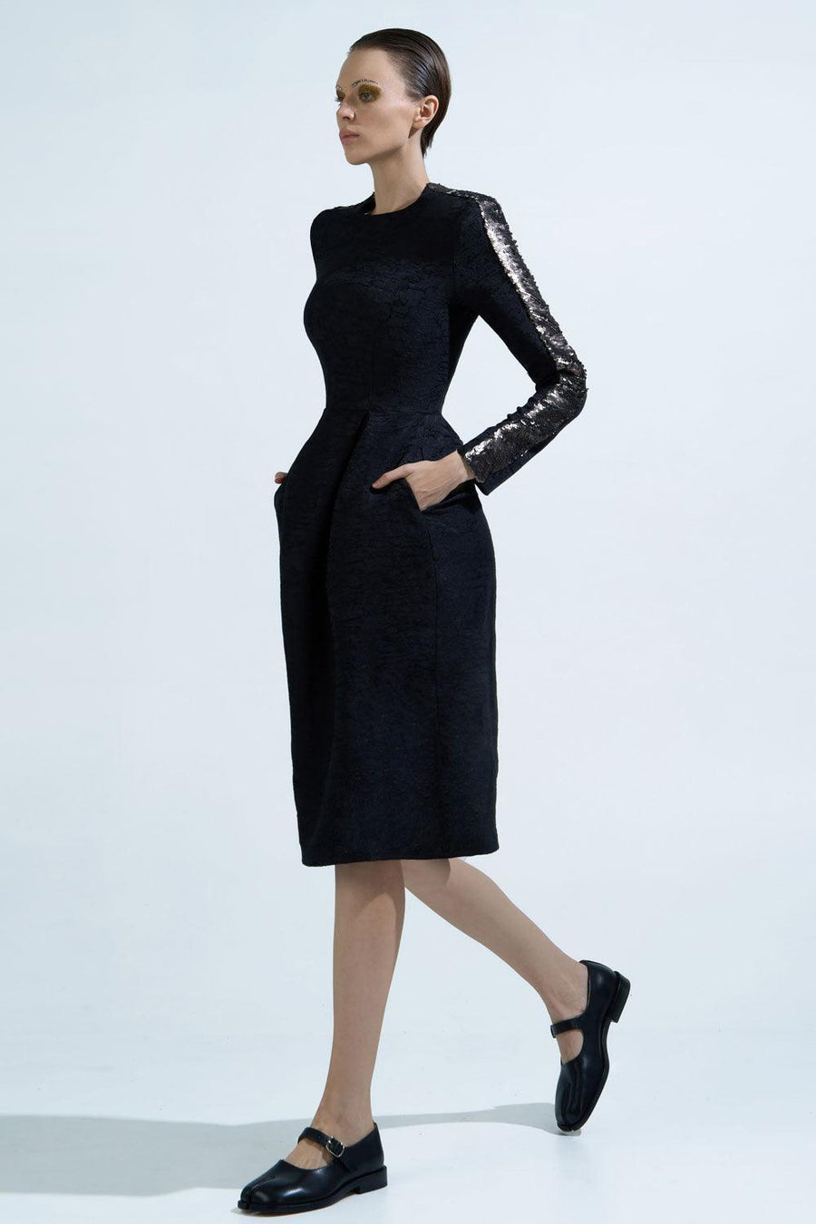 Journi A-line Long Sleeved Brocade Knee-length Dress 4