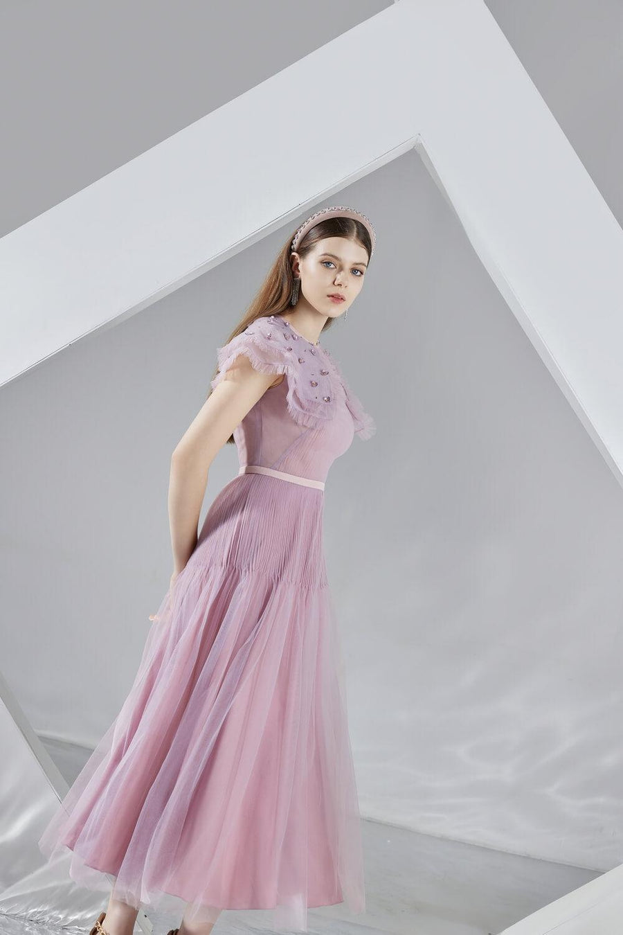 Jully Gathered Round Neck Organza Midi Dress 3