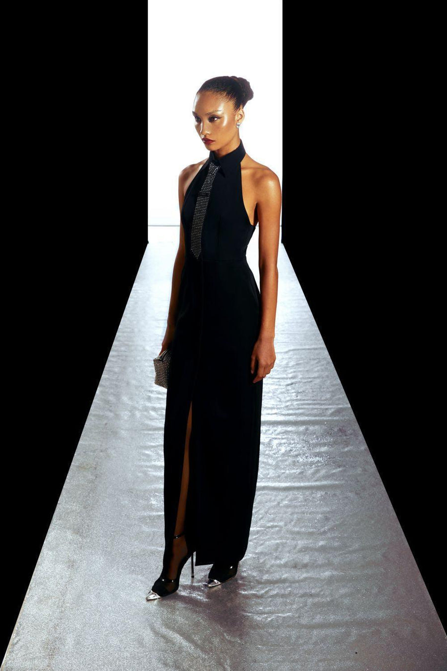 Kimberly Bodycon Halter Neck Wool Midi Dress Midi Dress LASSY