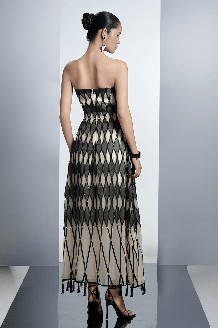 Malakai A-line Straight Across Neck Polyester Maxi Dress 3