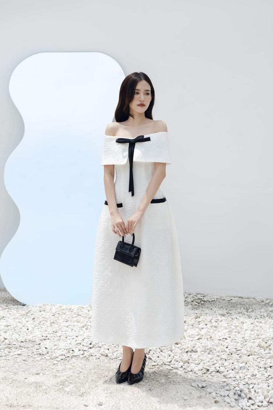 Ladda A-line Off-Shoulder Ribbed Scuba Midi Dress Midi Dress Larmes