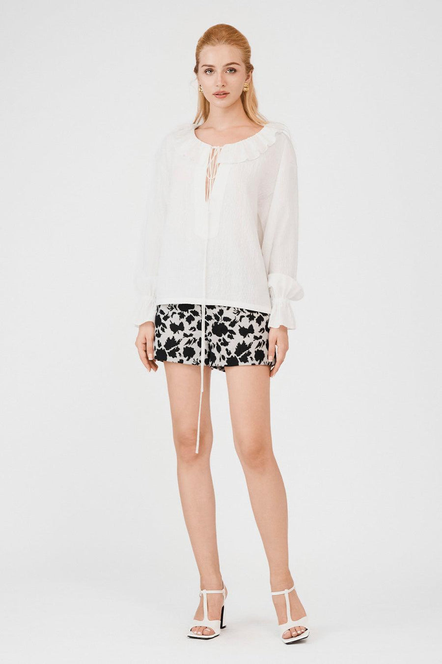 Landry Straight Slim Leg Rain Cloth Short Length Shorts 6
