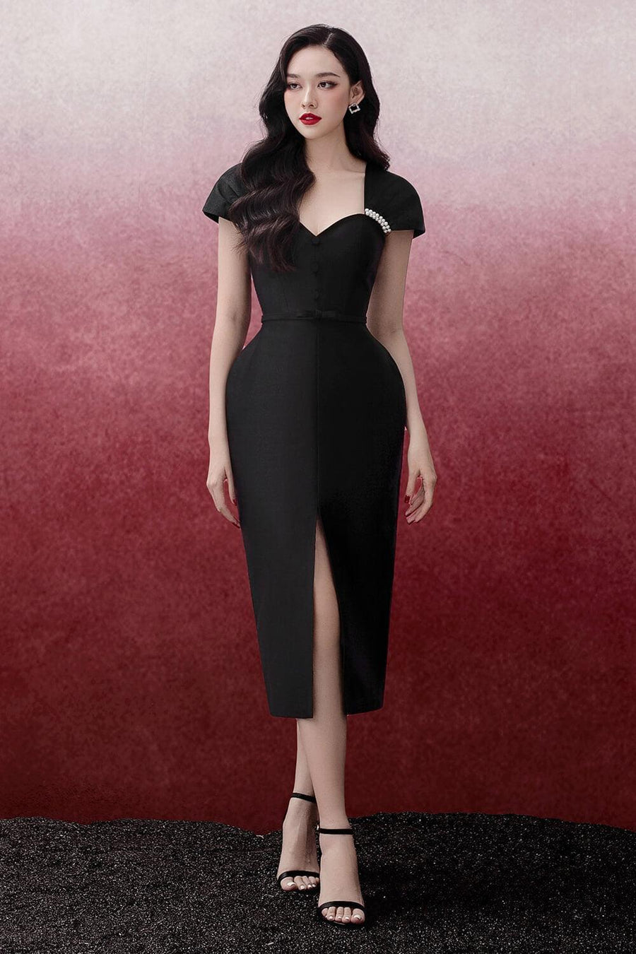 Laramie Pegged Sweetheart Neck Trerena Taffeta Midi Dress Midi Dress Delicate