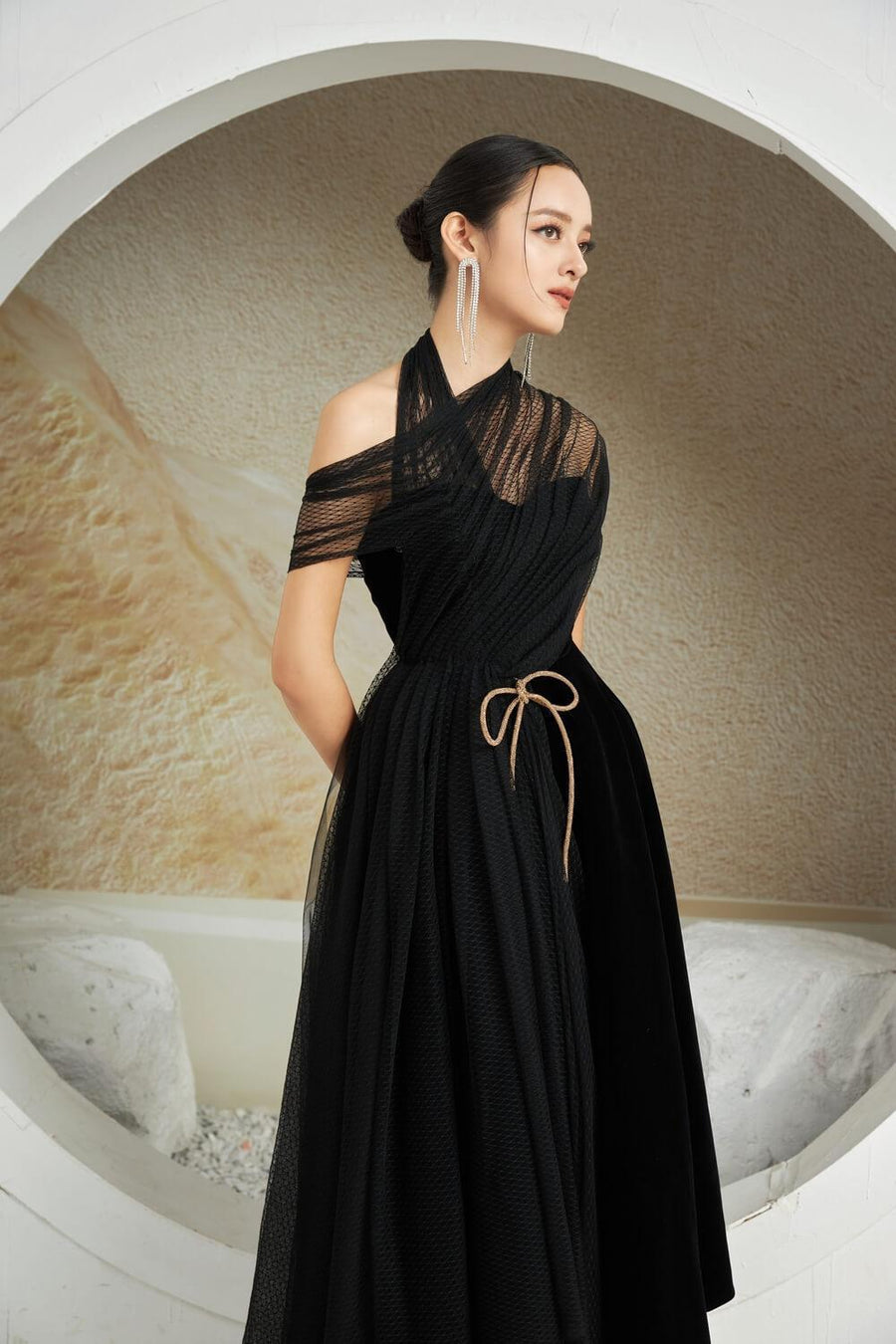 Leslie Fit and Flare Crossover Mesh Taffeta Maxi Dress 29