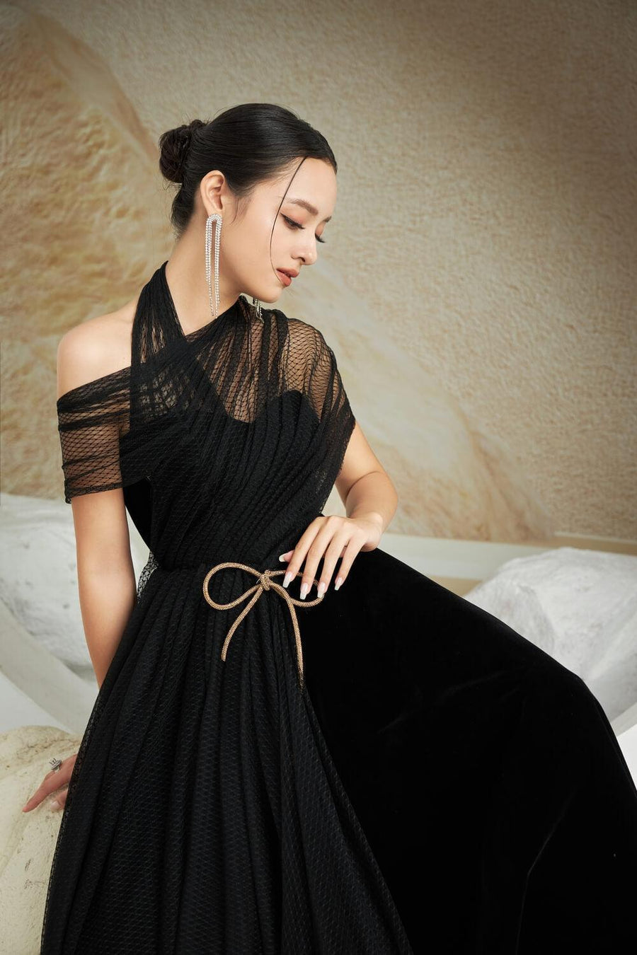Leslie Fit and Flare Crossover Mesh Taffeta Maxi Dress 30