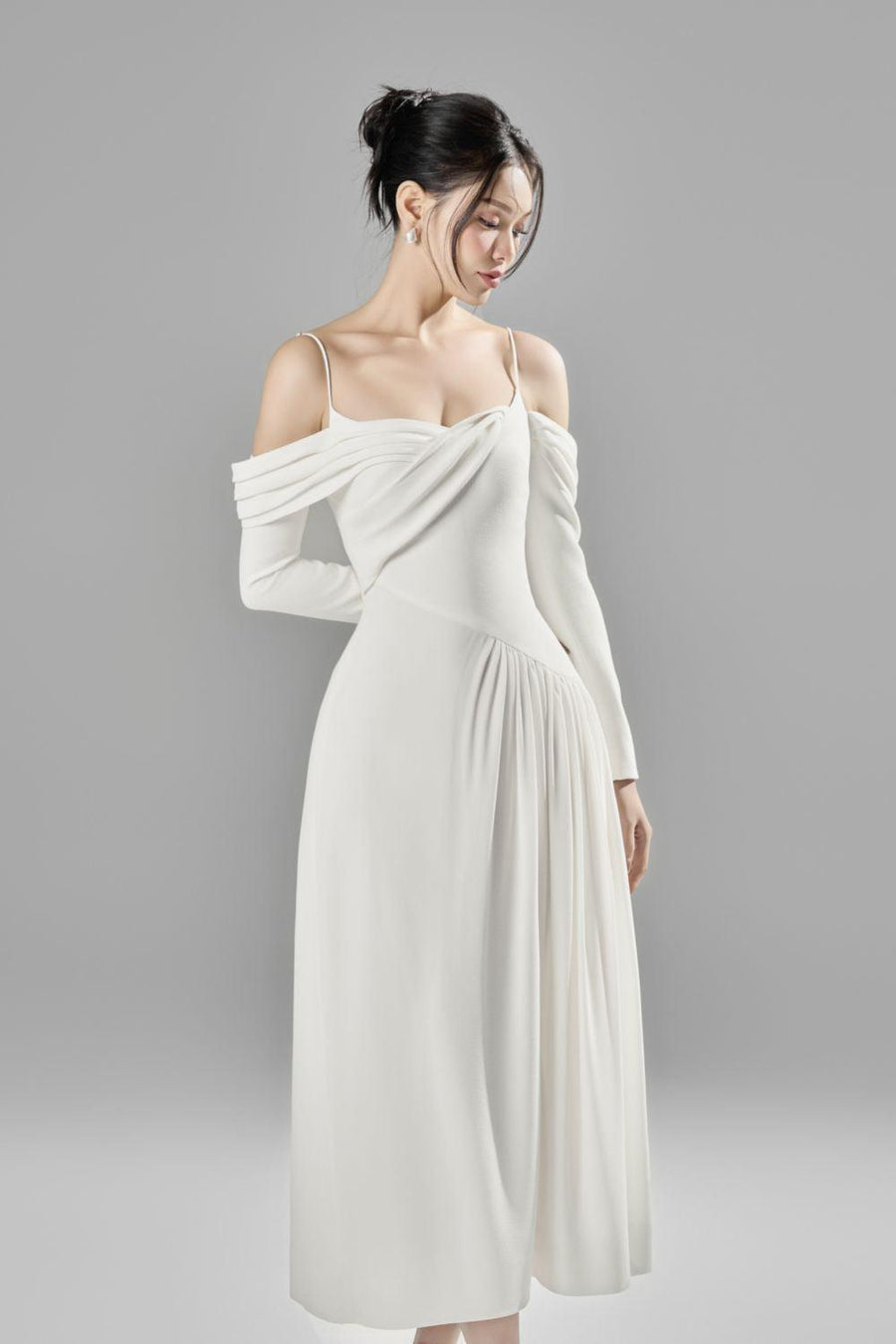 Letty A-line Cold Shoulder Sleeved Toothpick Spandex Midi Dress 3