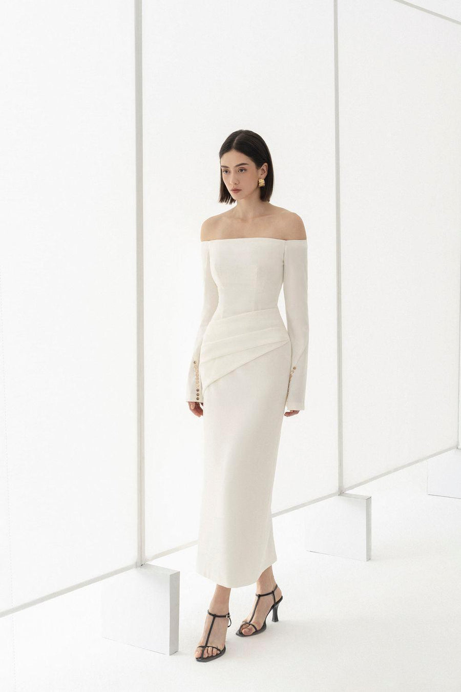 Louisa Sheath Off-Shoulder Spandex Midi Dress Midi Dress Eegen Studio
