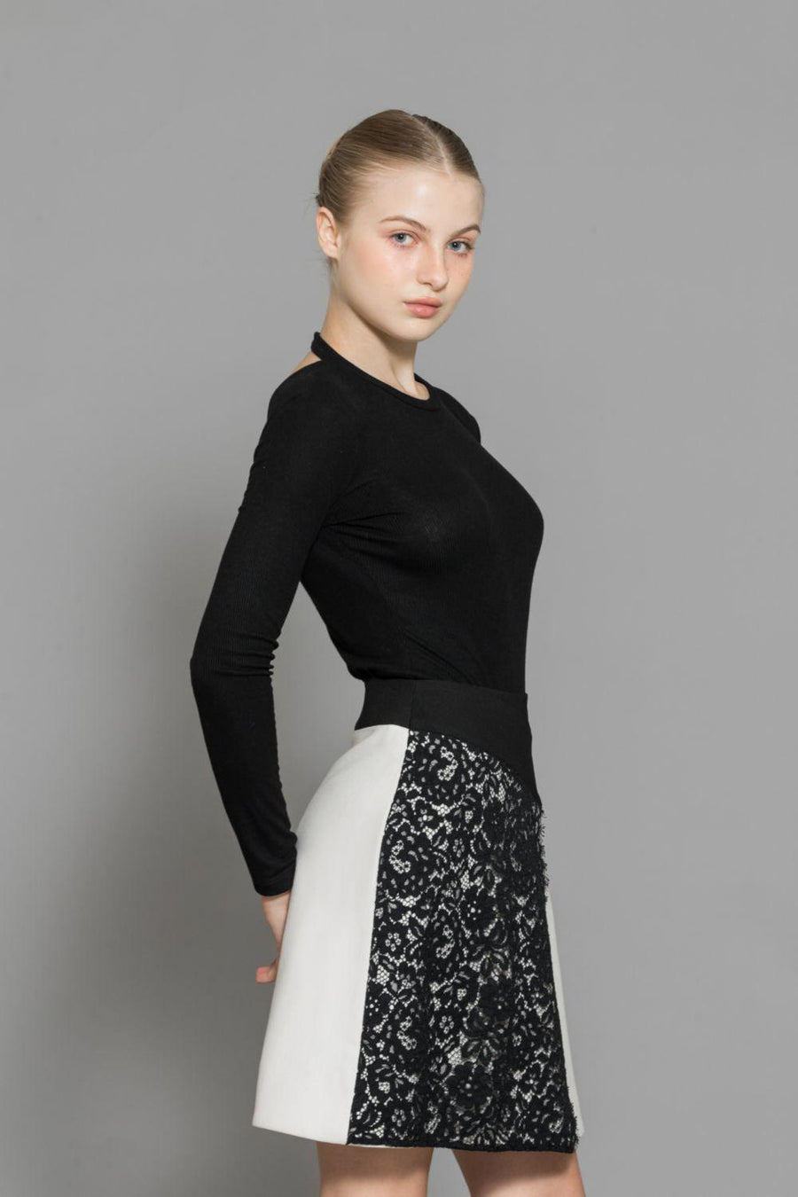 Maddie Bodycon Long Sleeved Knitted Fabric Top 4
