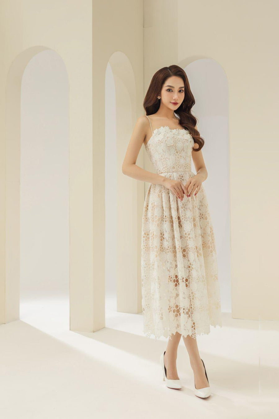 Maria A-line Sleeveless Lace Midi Dress 9
