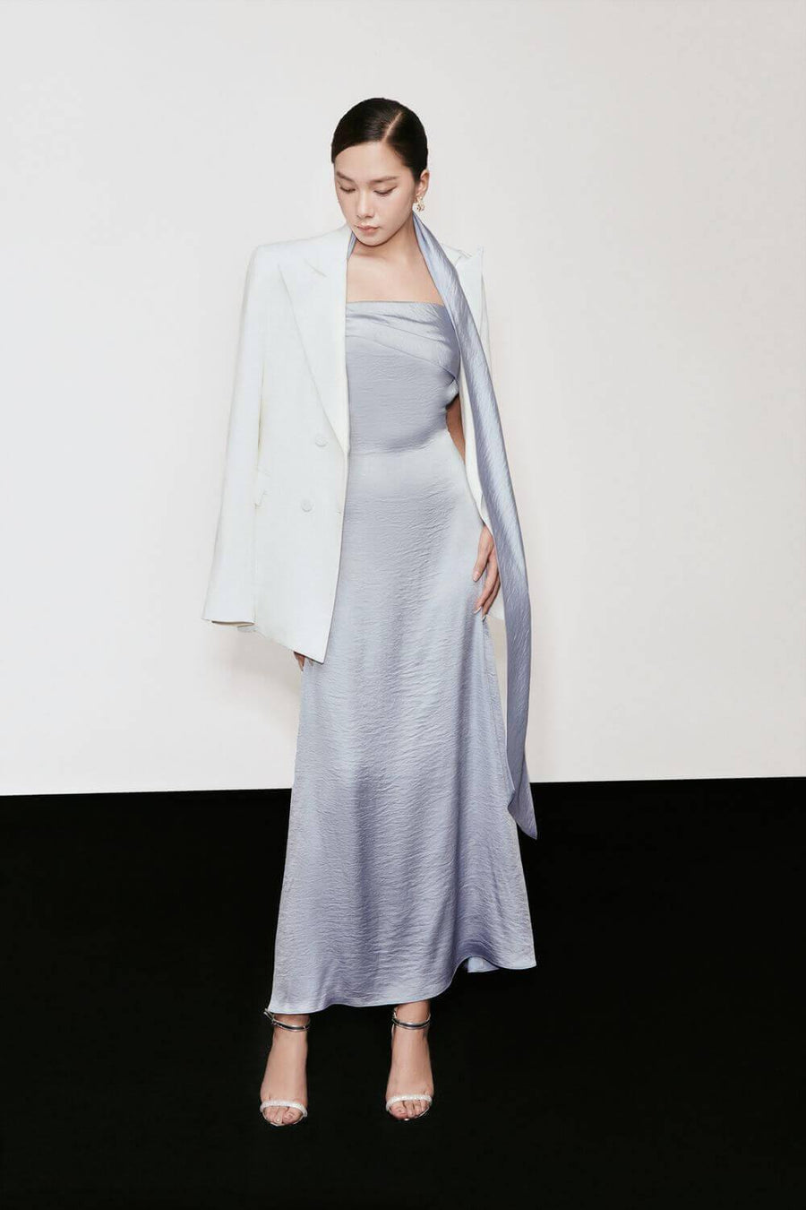 Marina A-line Halter Neck Silk Maxi Dress Maxi Dress Larmes