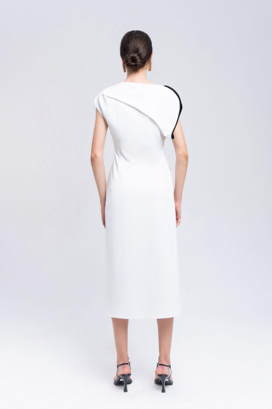 Mermaid Straight Asymmetric Sleeved Cotton Midi Dress Midi Dress Eegen Studio