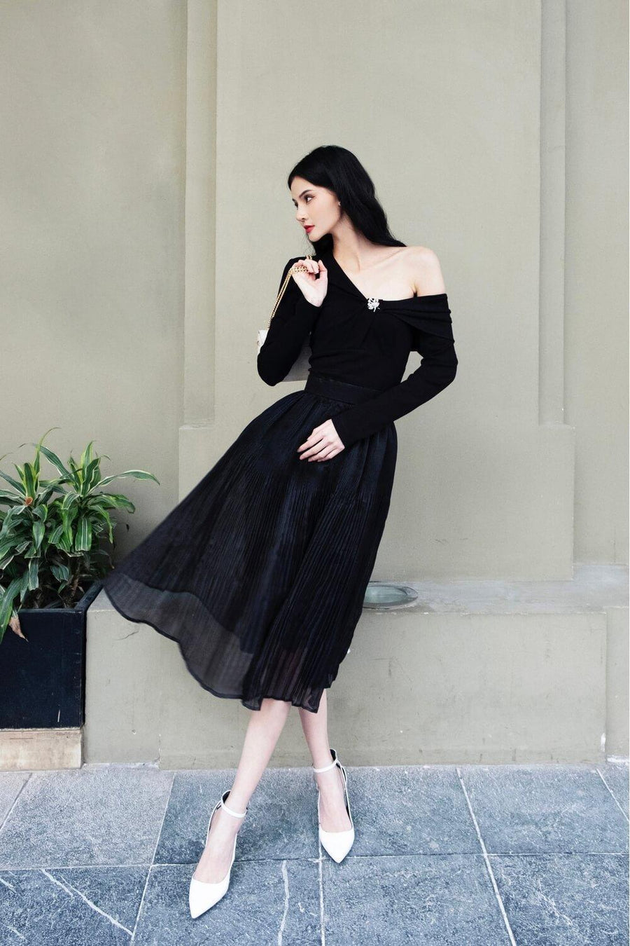 Molly Bodycon Asymmetric Neck Jersey Knit Top Long Sleeved Top Larmes