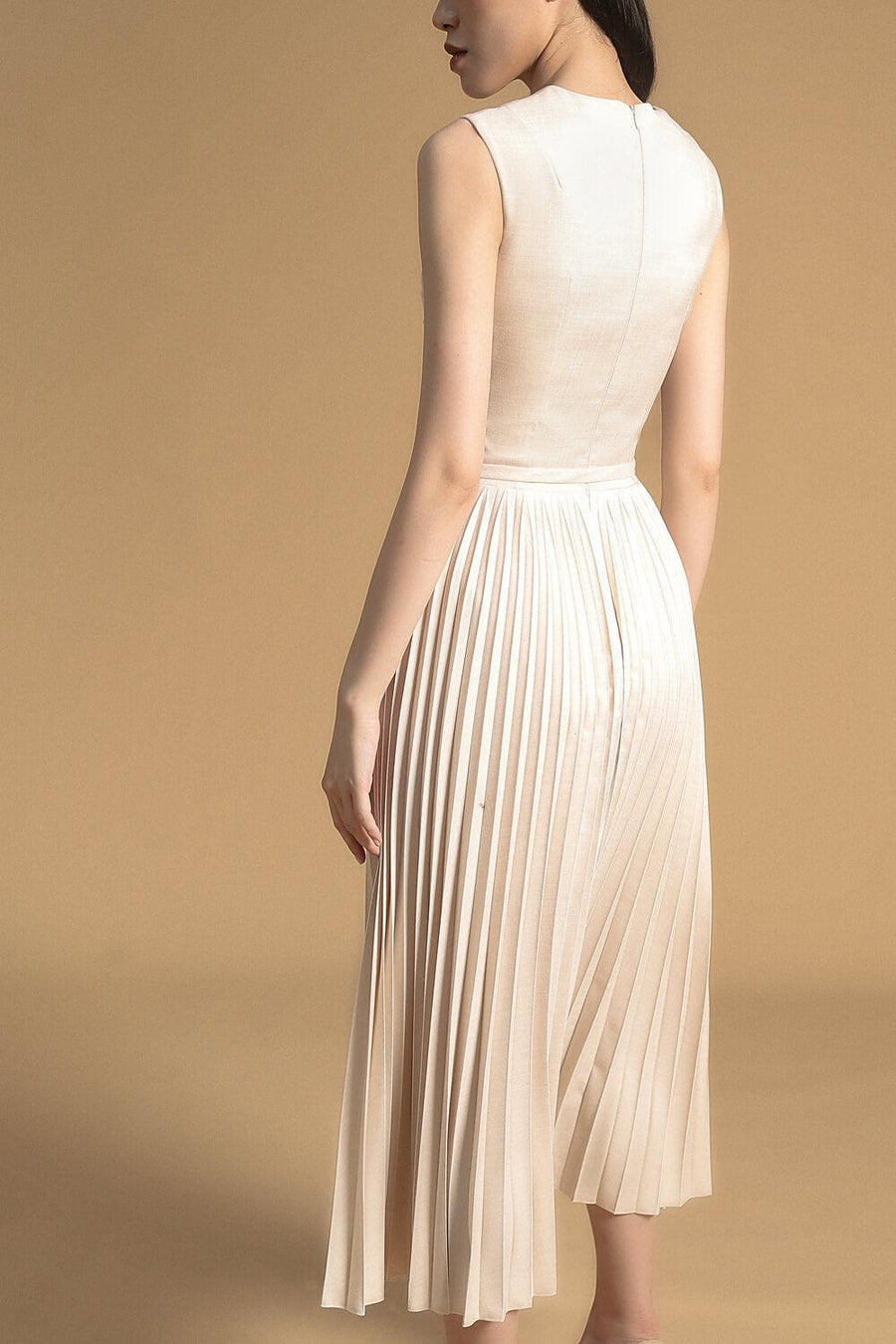 Nancy Pleated Sleeveless Polyester Midi Dress Midi Dress Maison des Copains
