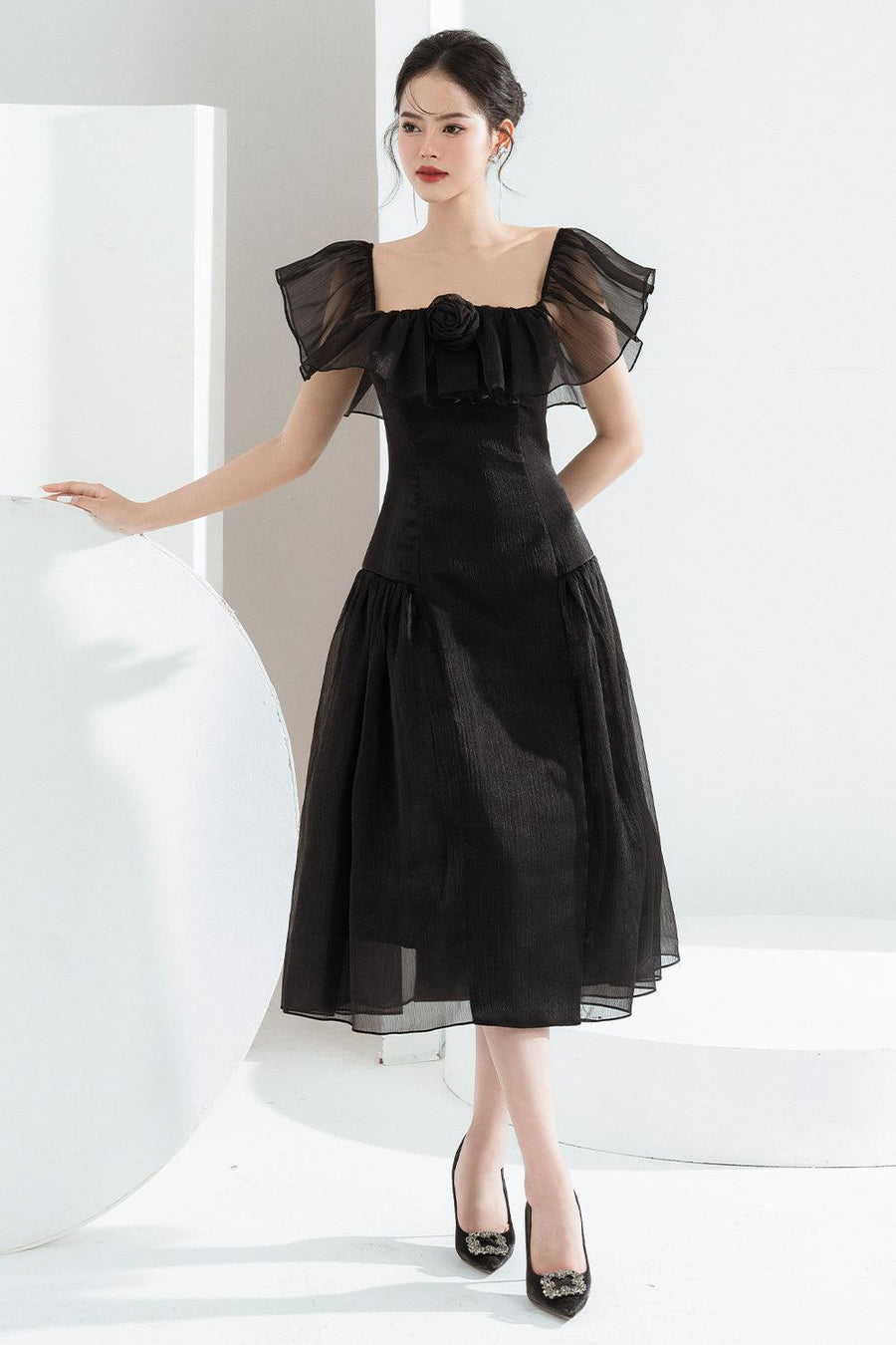 Nikita A-line Square Neck Chiffon Midi Dress Midi Dress Cordia