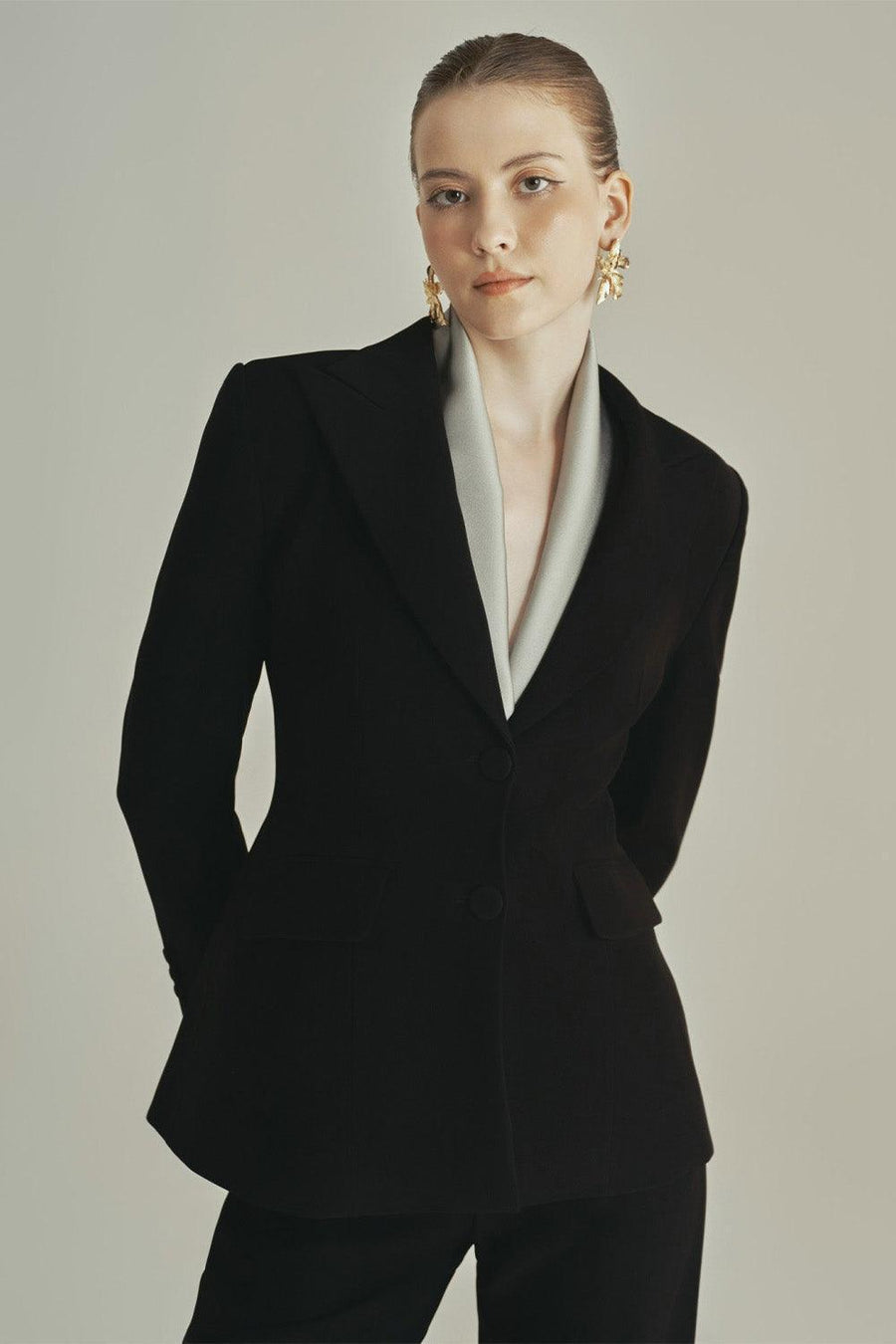Noir A-line Long Sleeved Poly Silk Blazer 2