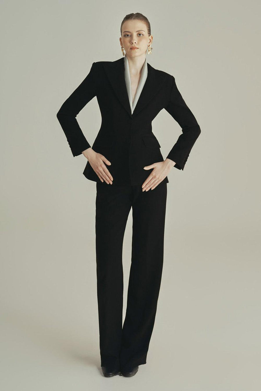 Noir A-line Long Sleeved Poly Silk Blazer 5