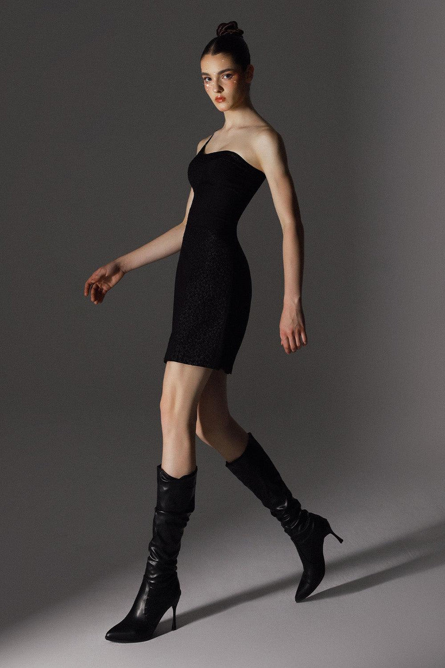 Novelette A-line Sleeveless Brocade Mini Dress 4