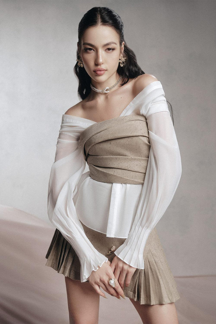 Oliver Straight Off-Shoulder Organza Shirt White Shirt LaLING