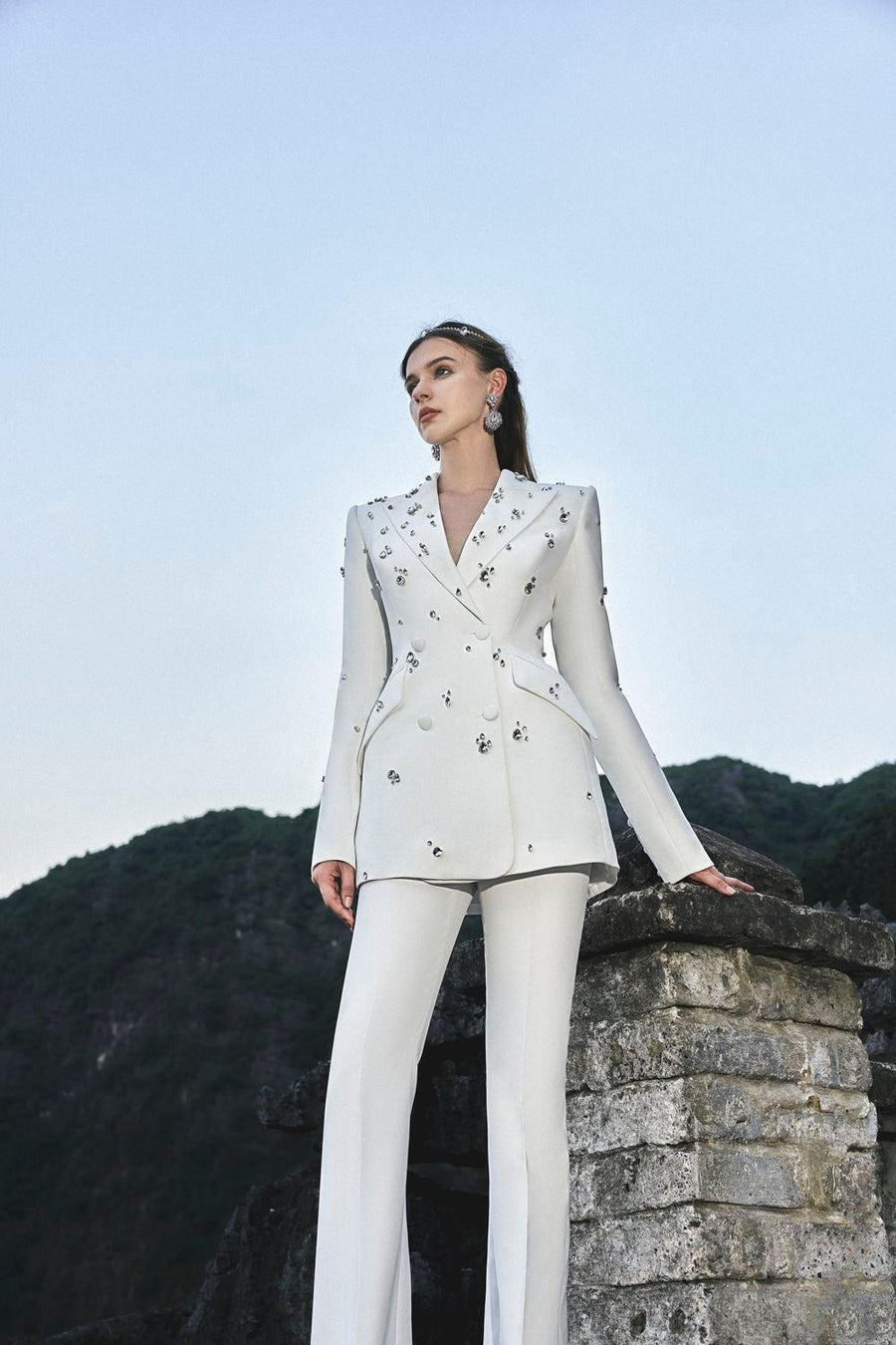 Pathfind Structured V-Neck Velvet Blazer Blazer TRACY STUDIO