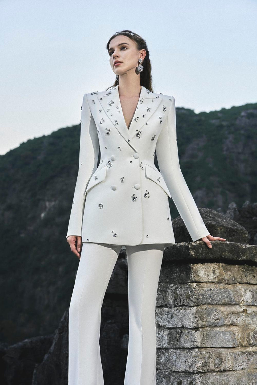 Pathfind Structured V-Neck Velvet Blazer Blazer TRACY STUDIO