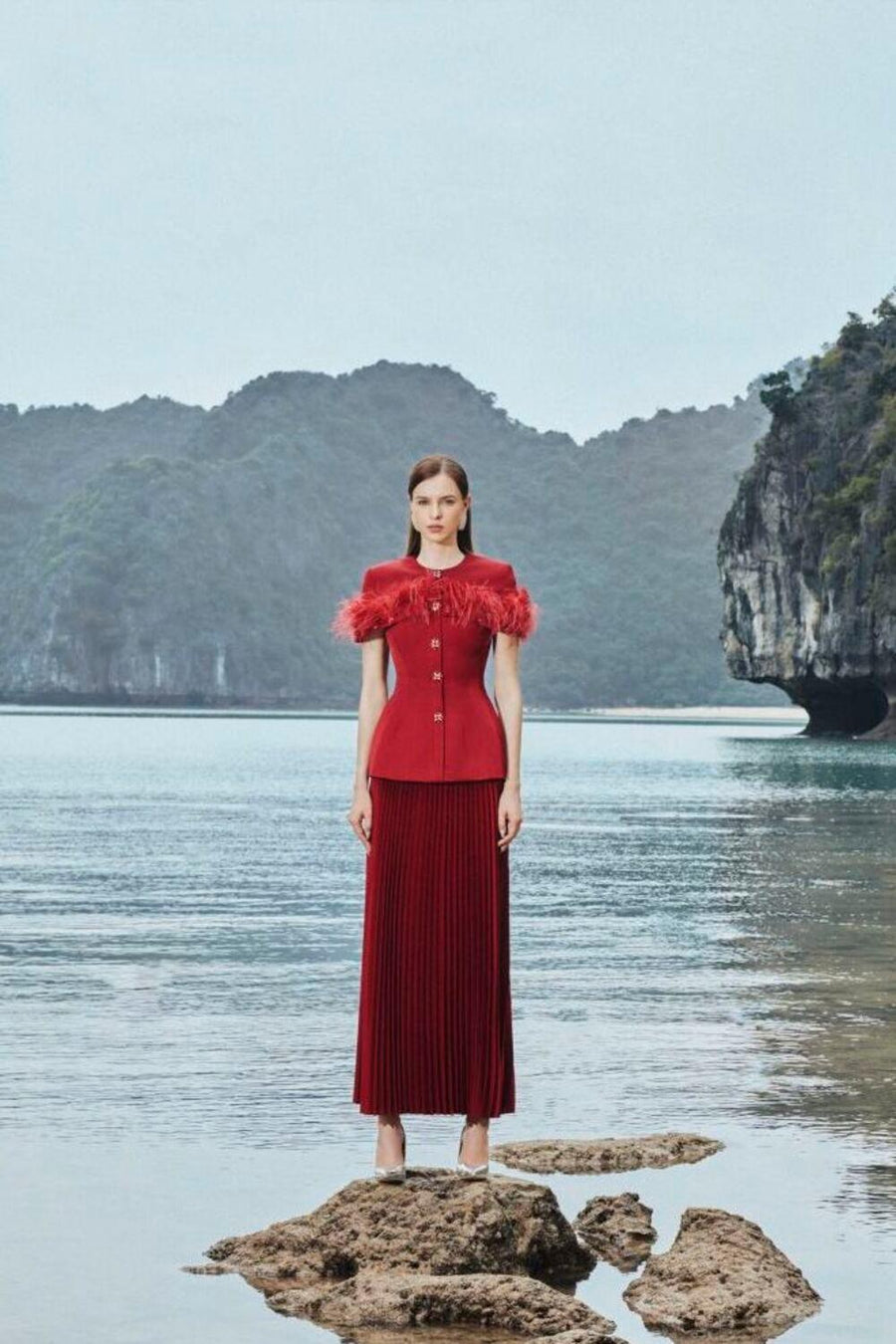 Piper Hourglass Cape Shoulder Taffeta Coat Coat TRACY STUDIO
