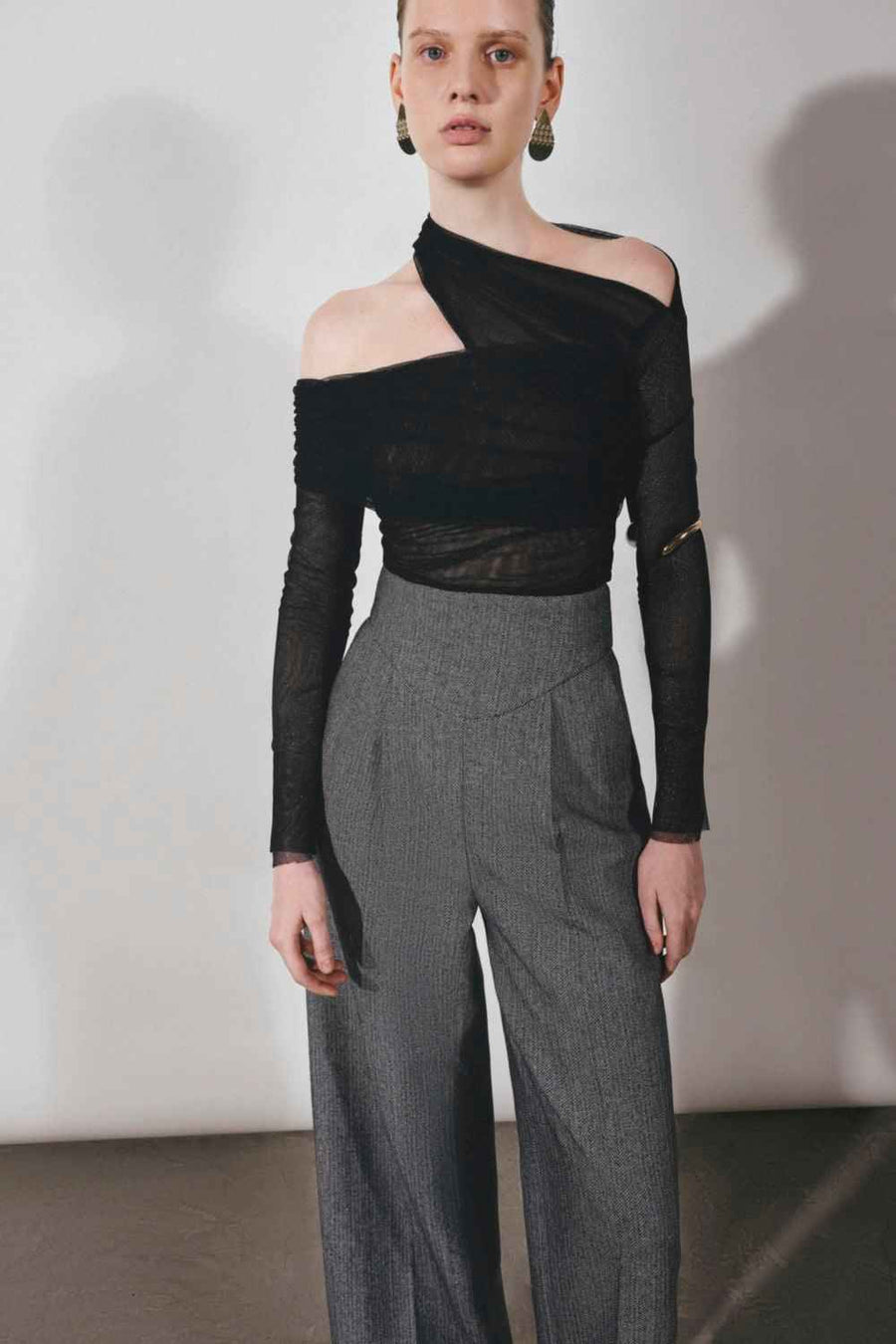 Platine Bodycon Asymmetric Neck Tulle Top