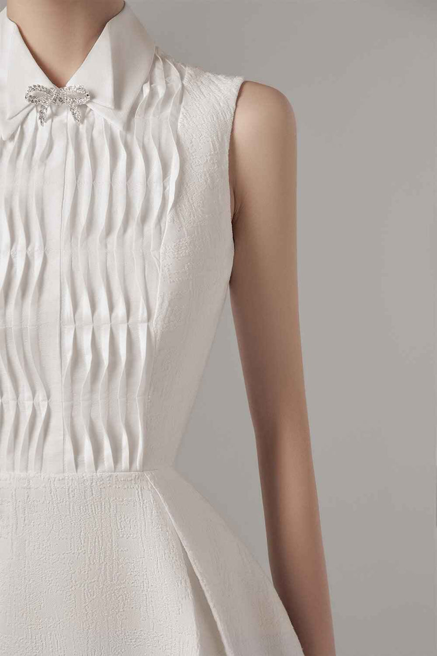 Poliana A-line Collared Neck Jacquard Midi Dress