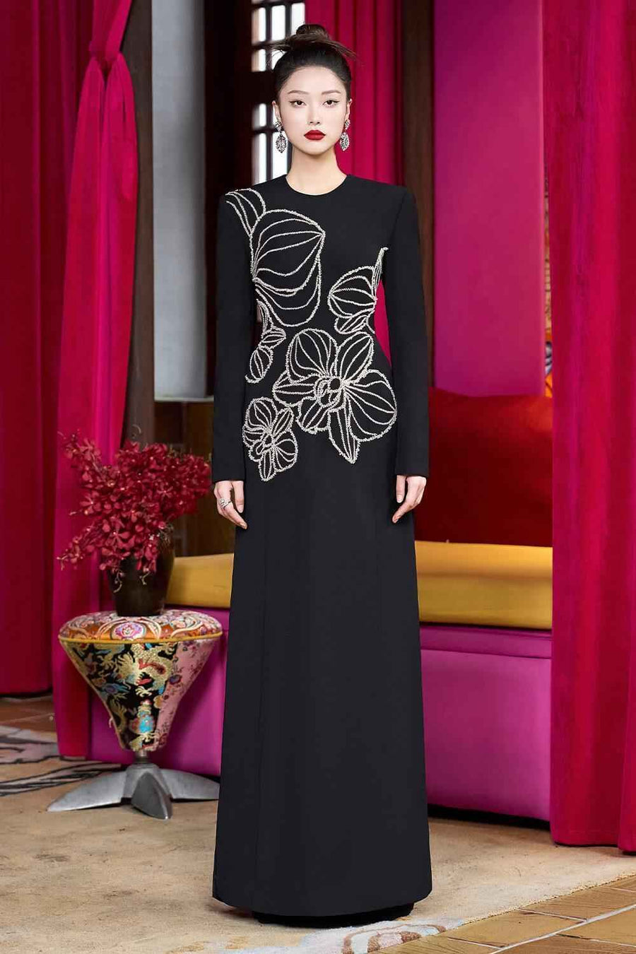 Radiax Sheath Round Neck Velvet Satin Maxi Dress