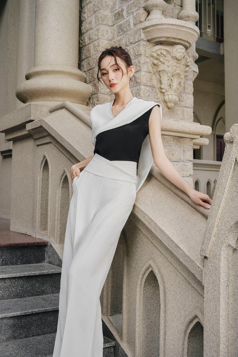 Rina Straight Asymmetric Sleeved Wool Twill Top Shirt Larmes