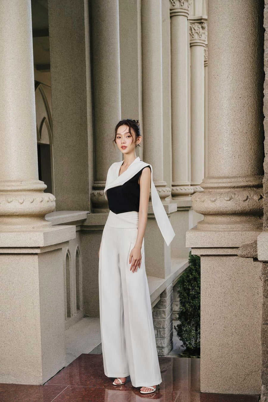 Rina Straight Asymmetric Sleeved Wool Twill Top Shirt Larmes
