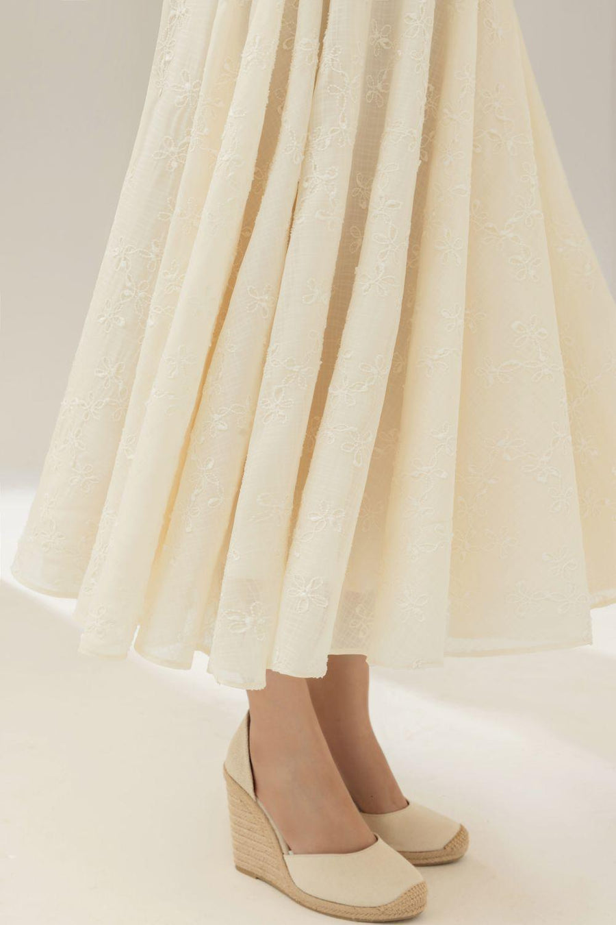 Rio A-line Spaghetti Strap Lace Midi Dress 5