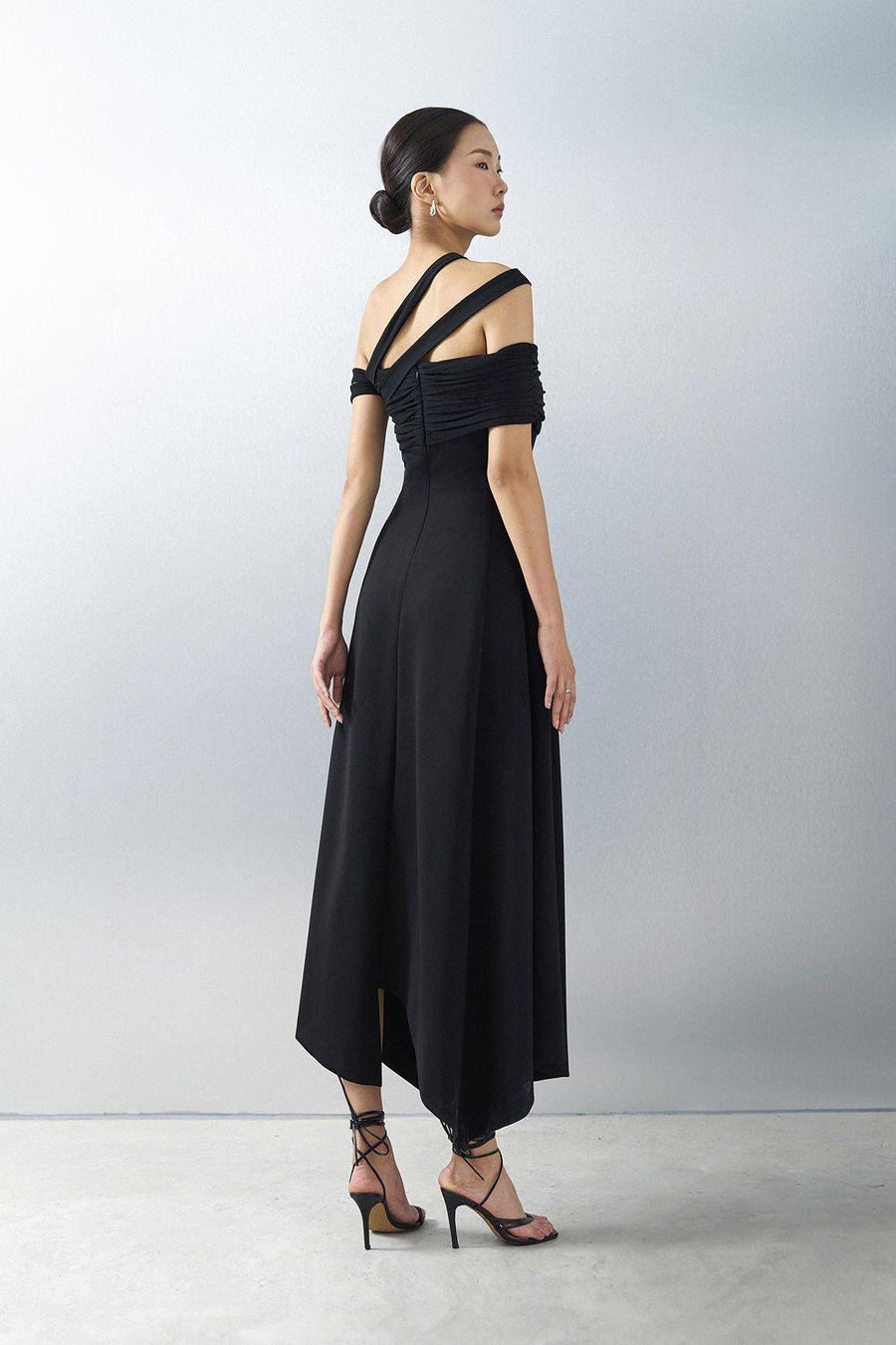 Saffira Asymmetric Off-Shoulder Spandex Ankle Length Dress Maxi Dress Eegen Studio