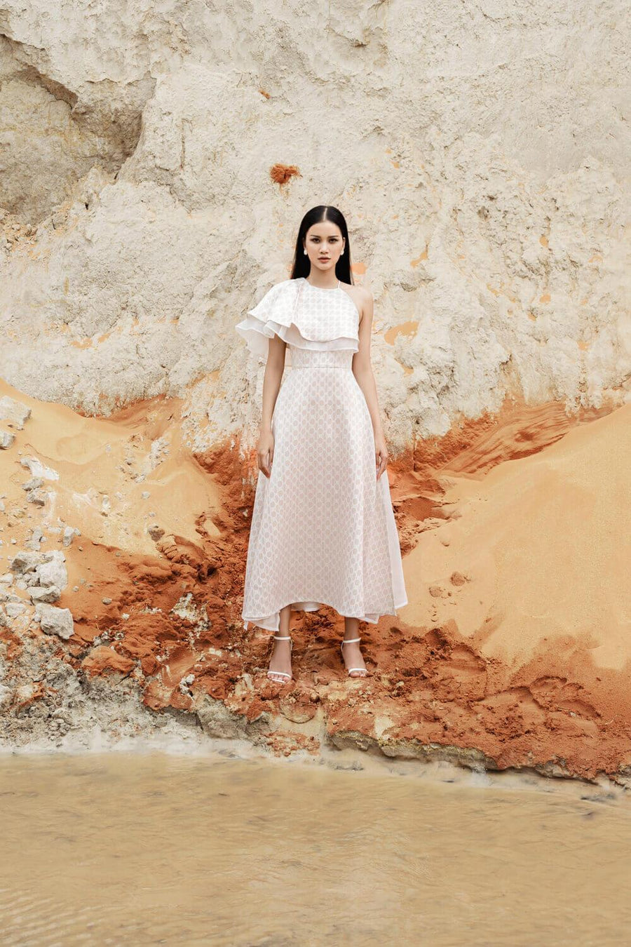 Sahar A-line Asymmetric Sleeved Cotton Midi Dress Midi Dress Larmes