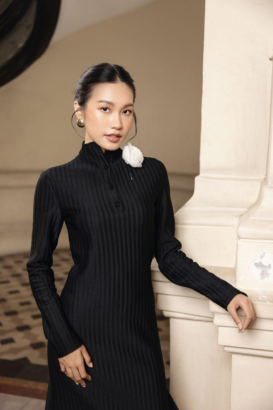 Samantha A-line High Neck Knit Midi Dress 3
