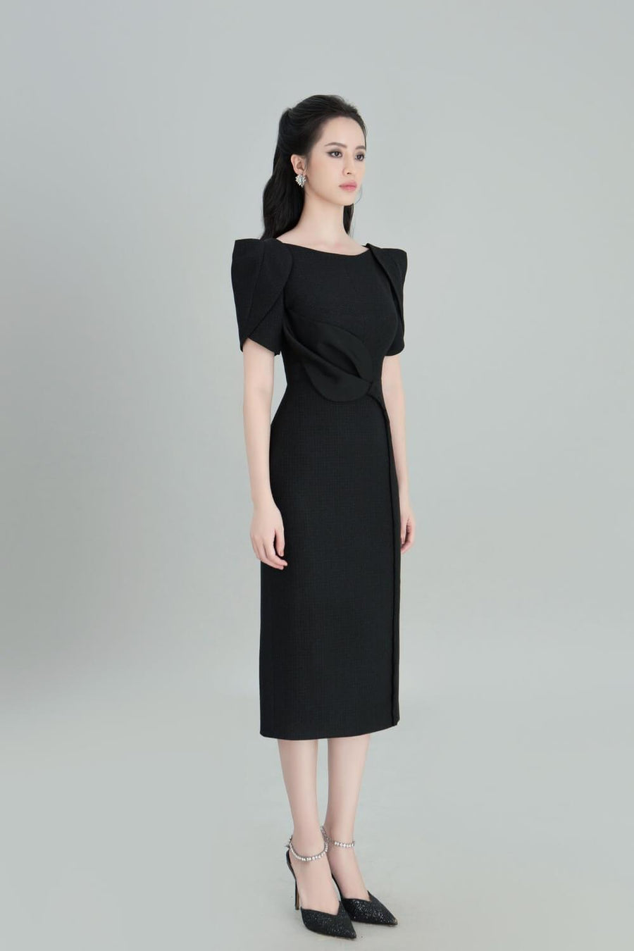 Sandy Straight Boat Neck Burlap Midi Dress Black Midi Dress Darling Diva