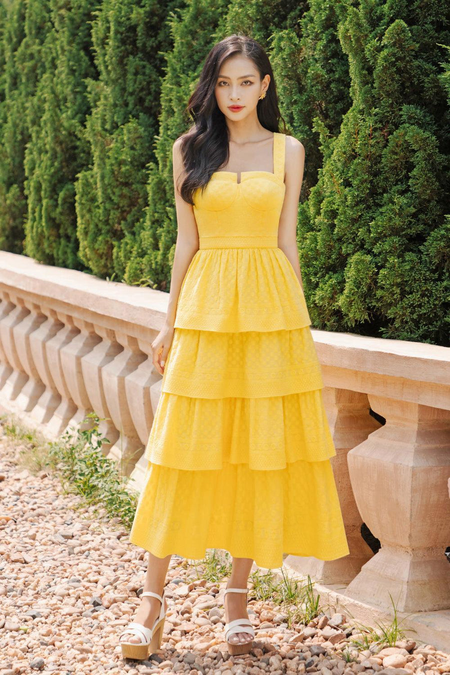 Señorita Layered Semi-Heart Neck Cotton Midi Dress 13