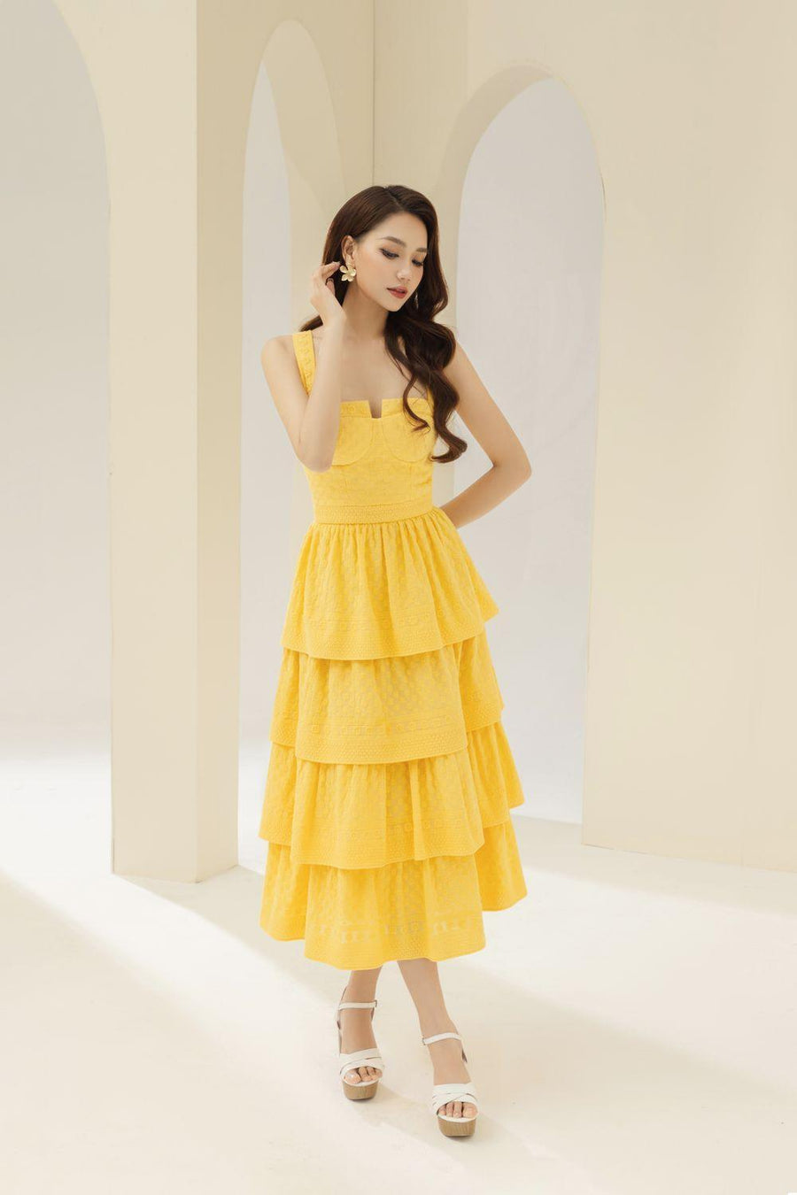 Señorita Layered Semi-Heart Neck Cotton Midi Dress 9