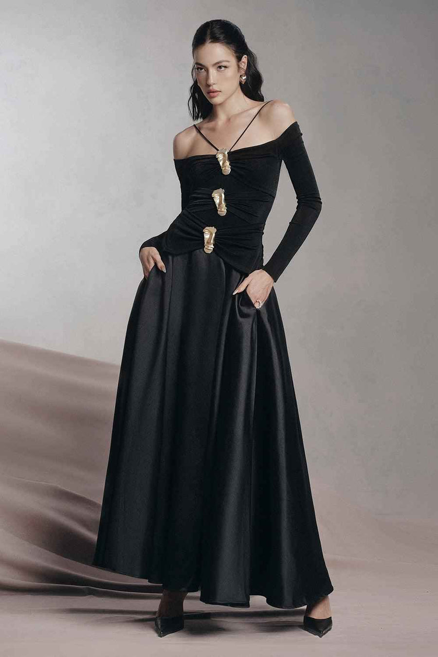Soler A-line Cold Shoulder Sleeved Spandex Taffeta Maxi Dress Maxi Dress LaLING