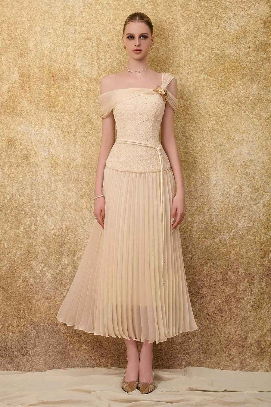 Sovere Flared Knife-Pleated Crepe Ankle Length Dress