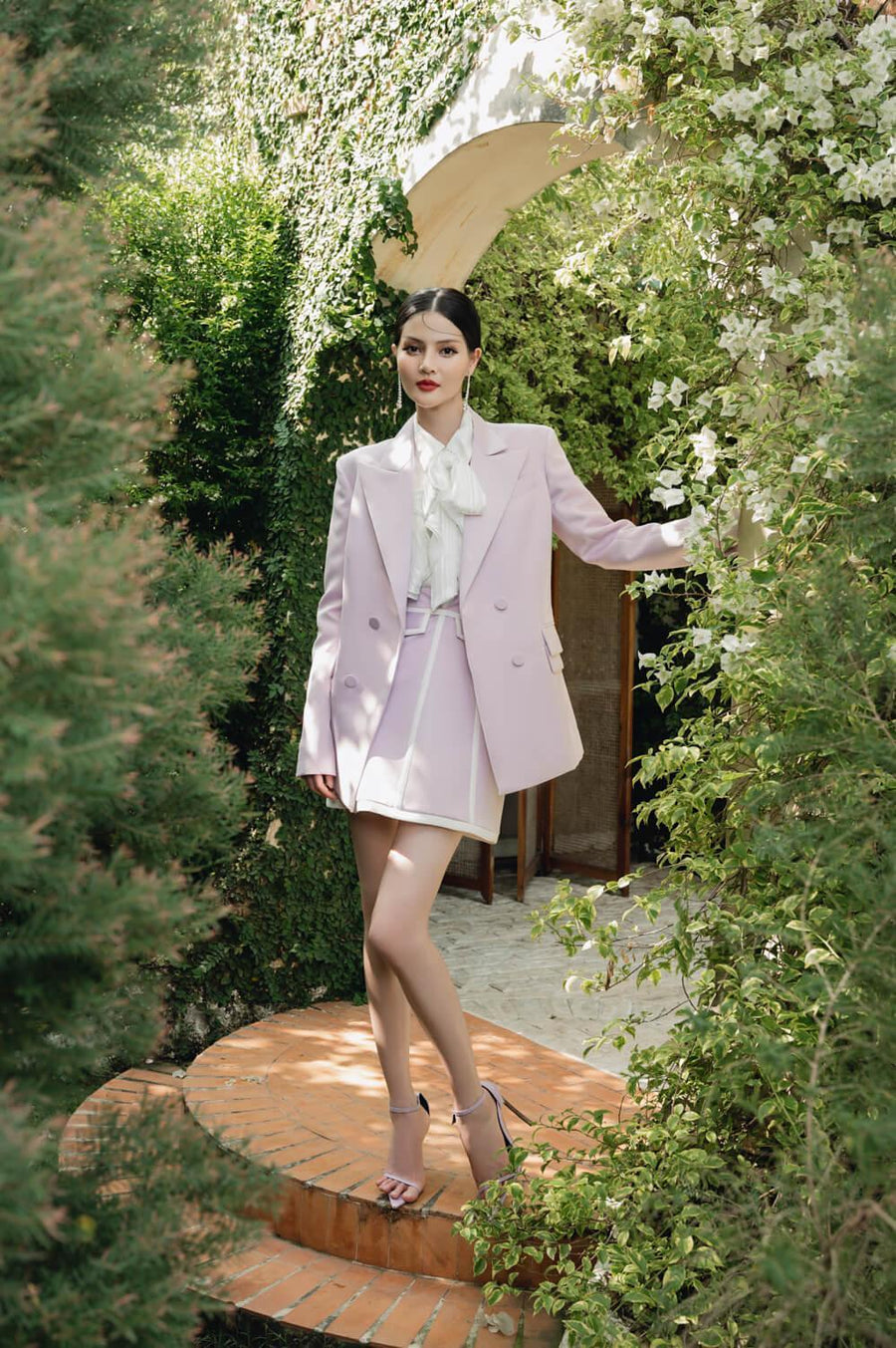 Stella Straight Peak Lapel Wool Blazer Violet Blazer Larmes