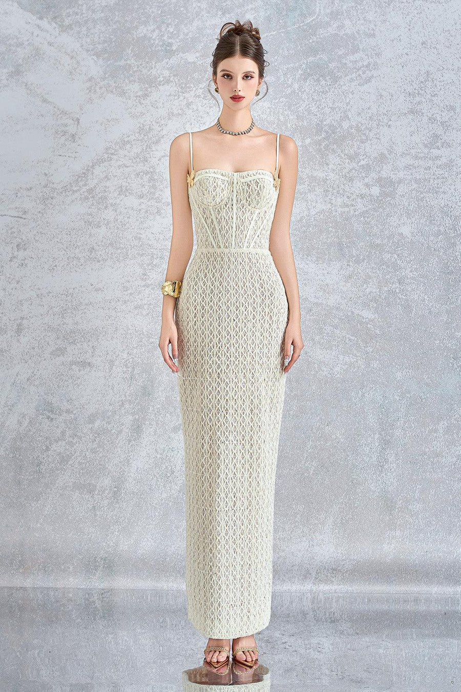 Sylphina Sheath Semi-Heart Neck Lace Maxi Dress Maxi Dress Calista de Minh Thanh