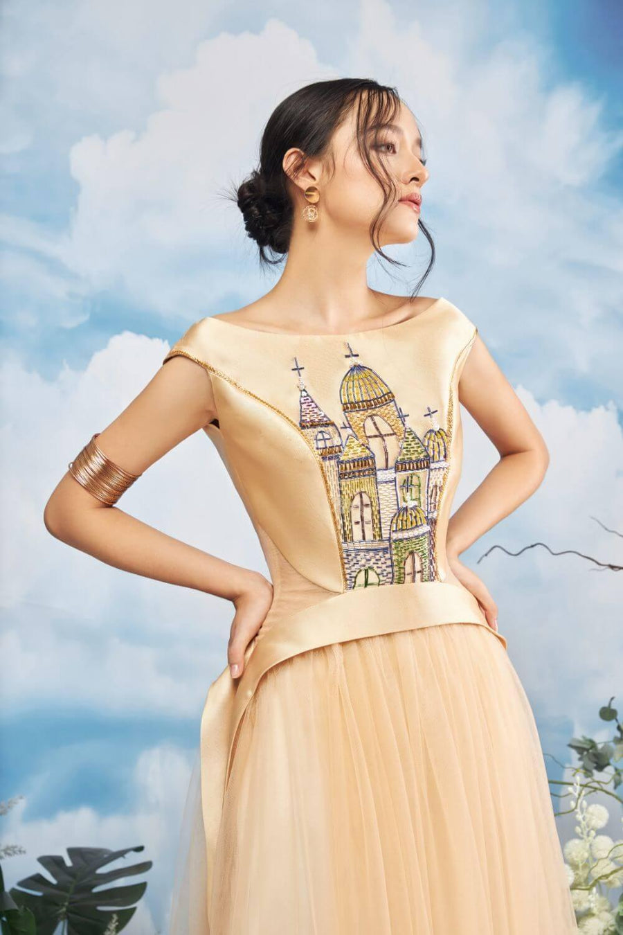 Trickster Fit and Flare Cap Sleeved Taffeta Midi Dress 4