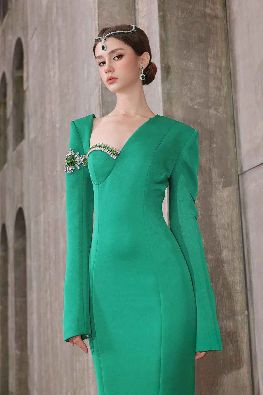 Verdant Mermaid Diagonal Neck Taffeta Floor Length Dress